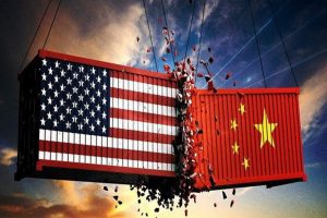 Chiến tranh thương mại Mỹ-Trung đang đe dọa kinh tế toàn cầu như thế nào?